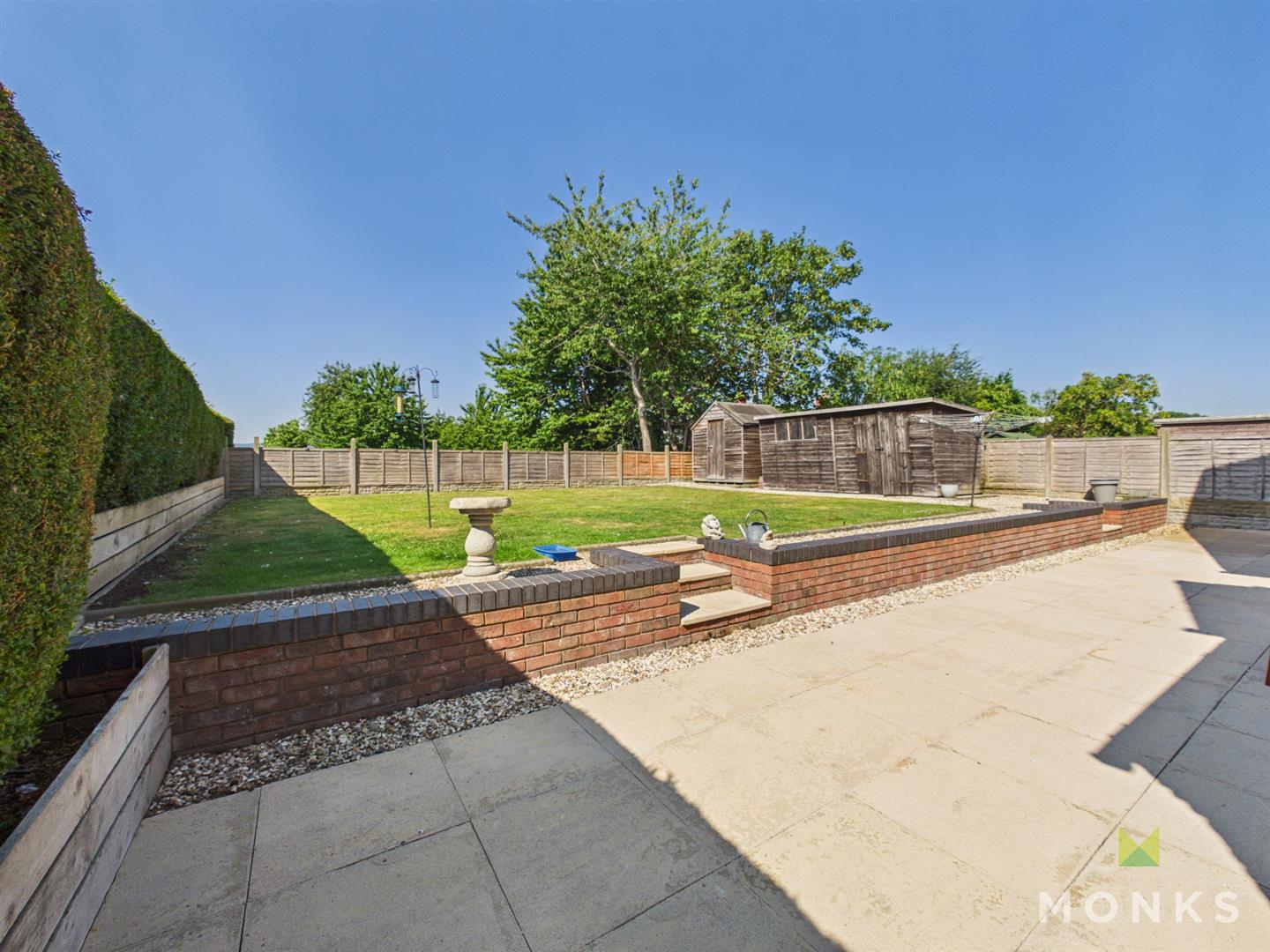 Dogberry Rhewl, Oswestry, SY10 7AS For Sale
